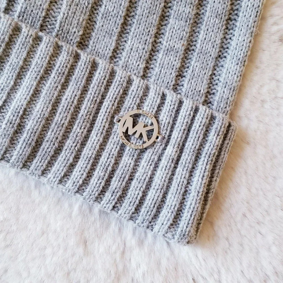 MICHAEL Michael Kors Light Gray Knit Beanie Pom Pom Silver MK One Size H…